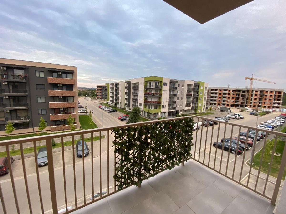 Rose Luxury Apartment Oradea - Felix Екстериор снимка